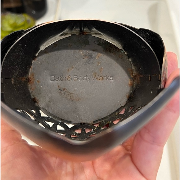 Bath & Body Works Soap Holder- Oil Rubbed Bronze Owl (Soap not included) Holder - Picture 5 of 9